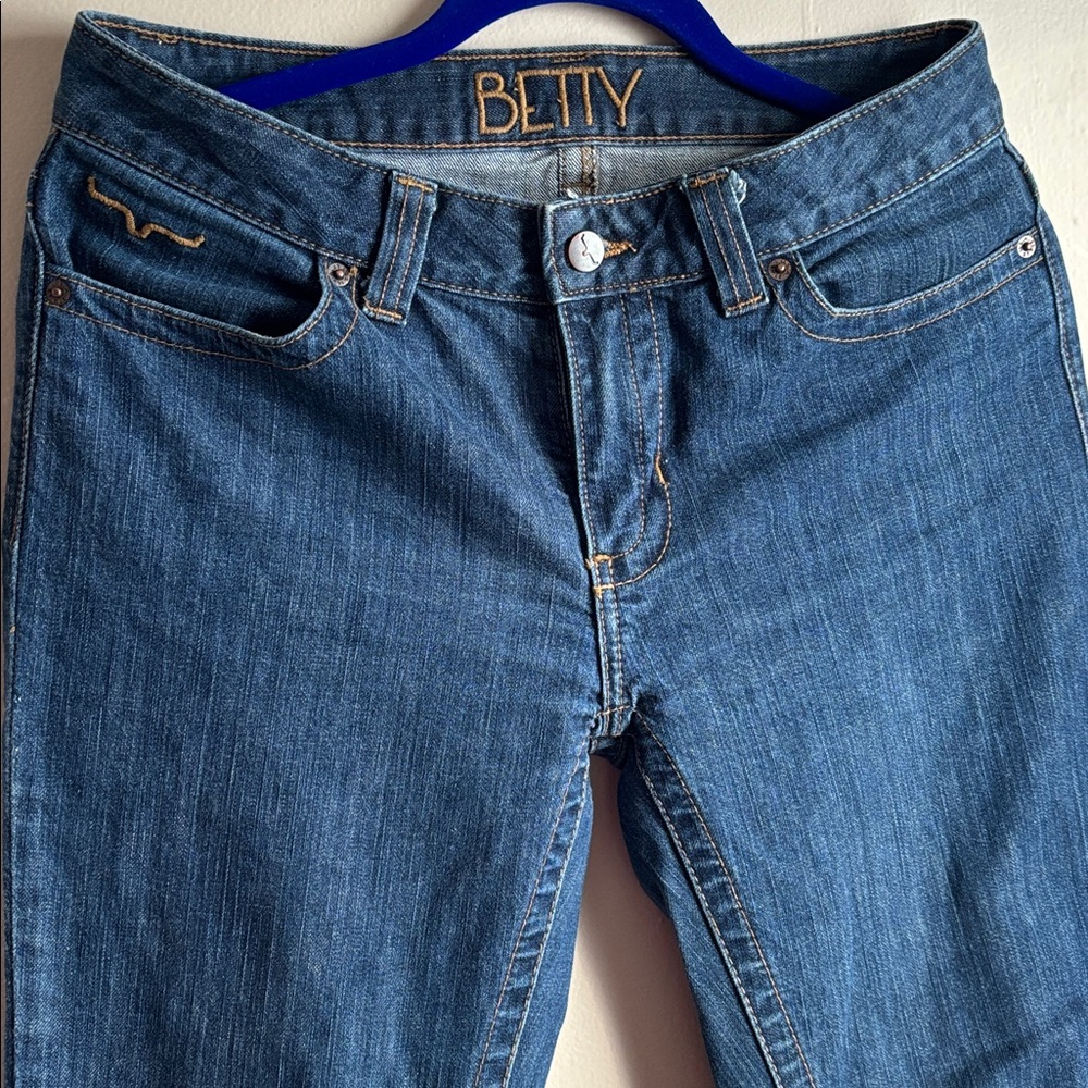 Kimes Ranch Women's Straight Leg Jeans 6 x 32